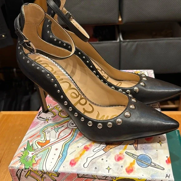 Sam Edelman Black Heels with Pointed Toe and Silver Studs - Picture 10 of 11